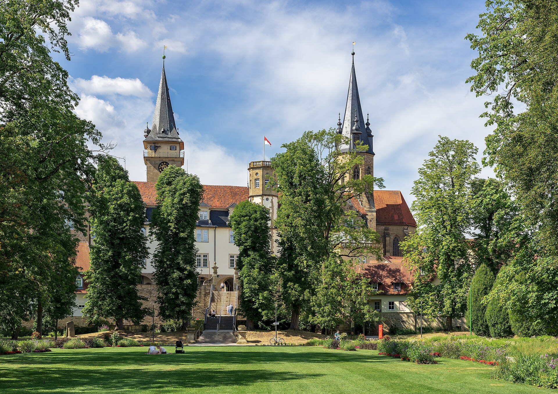 Schloss Öhringen mit Hofgarten und Stiftskirche